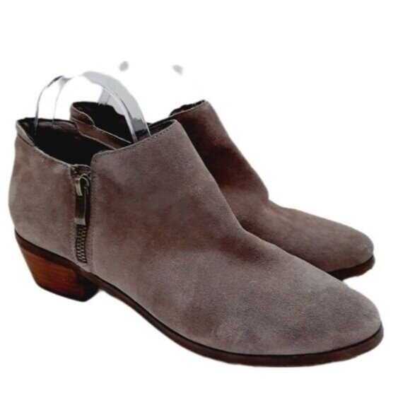 GIANNI FERMANI Suede Ankle Boots Low Heel Side Zippers Beige Sz 9.5 - Picture 1 of 13